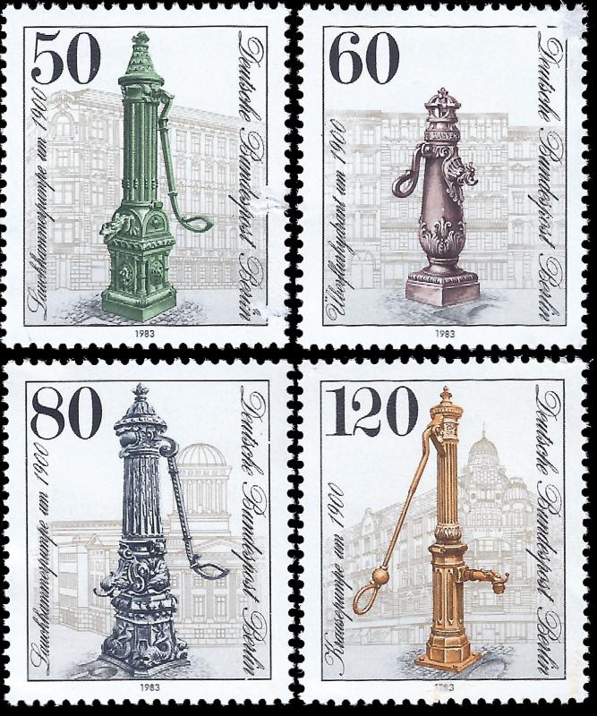 BERLİN ALMANYA 1983 1983 Su Pompaları