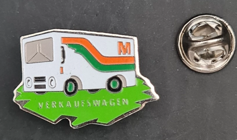Migros “Verkaufswagen” (satış kamyonu) temalı rozet