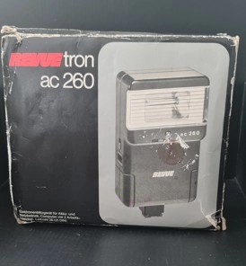 Revuetron ac 260 Elektronik flaş ünitesi