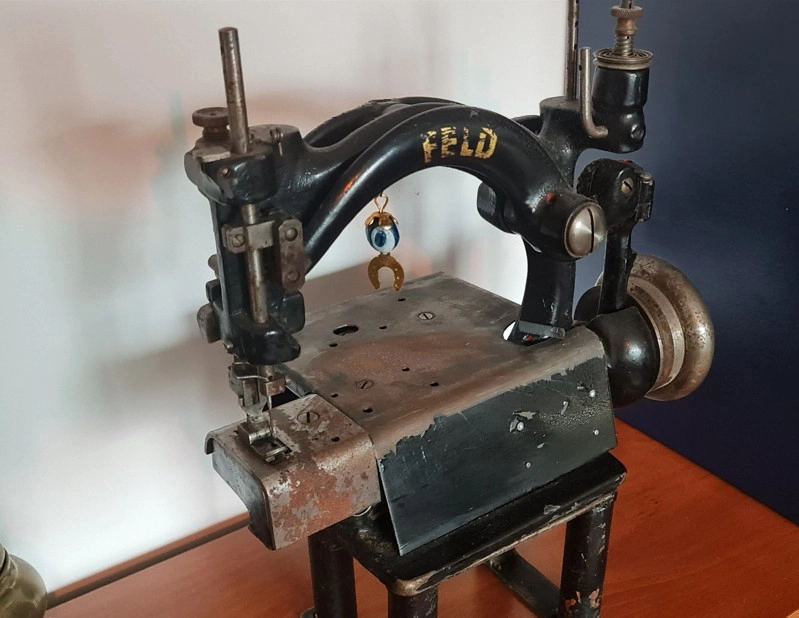 Antika FELD Dikiş Makinesi – Nadir Endüstriyel Koleksiyonluk