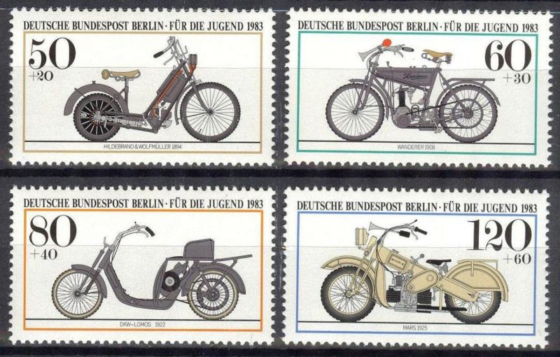 BERLİN ALMANYA 1983 MOTORSİKLETLER SERİ