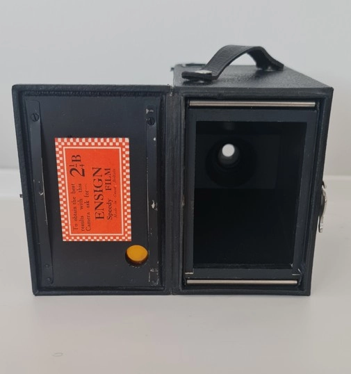 Houghton Butcher Ensign Model 2 1/4 B kutu kamera