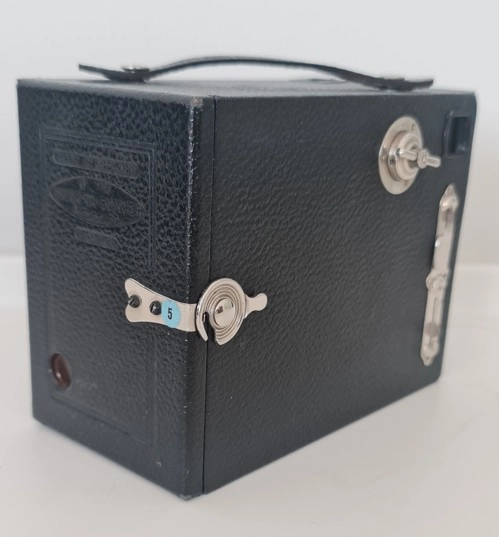 Houghton Butcher Ensign Model 2 1/4 B kutu kamera