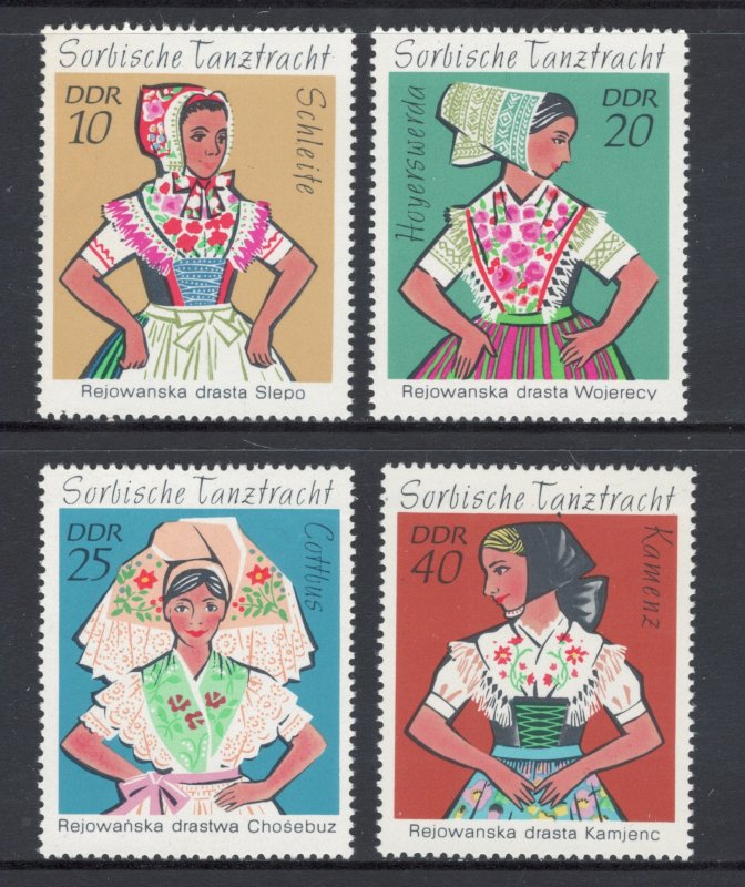 ALMANYA DDR 1971 Sobian Kostümleri