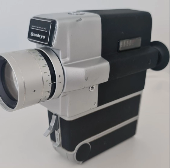 SANKYO 8 mm Video Kamera Super CM 600