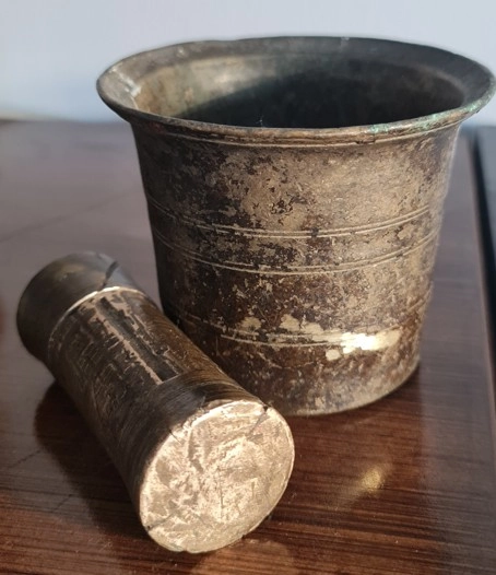 Asırlık, Çok Eski Havan ve Tokmağı