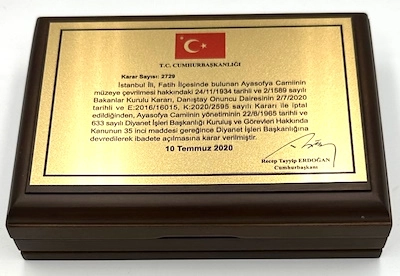 2020 AYASOFYA-İ KEBİR CAMİ ŞERİFİ’NİN YENİDEN İBADETE AÇILIŞI DARPHANE HATIRA ’’AHŞAP KUTULU’’ SET