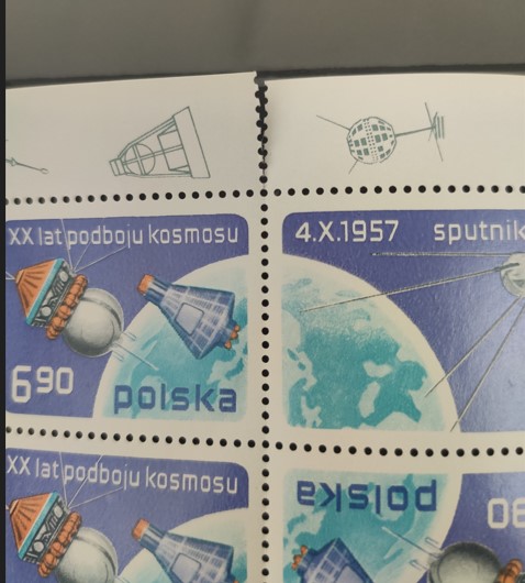 POLONYA 1977 VOSTOK UZAY ARACI VE UYDULAR