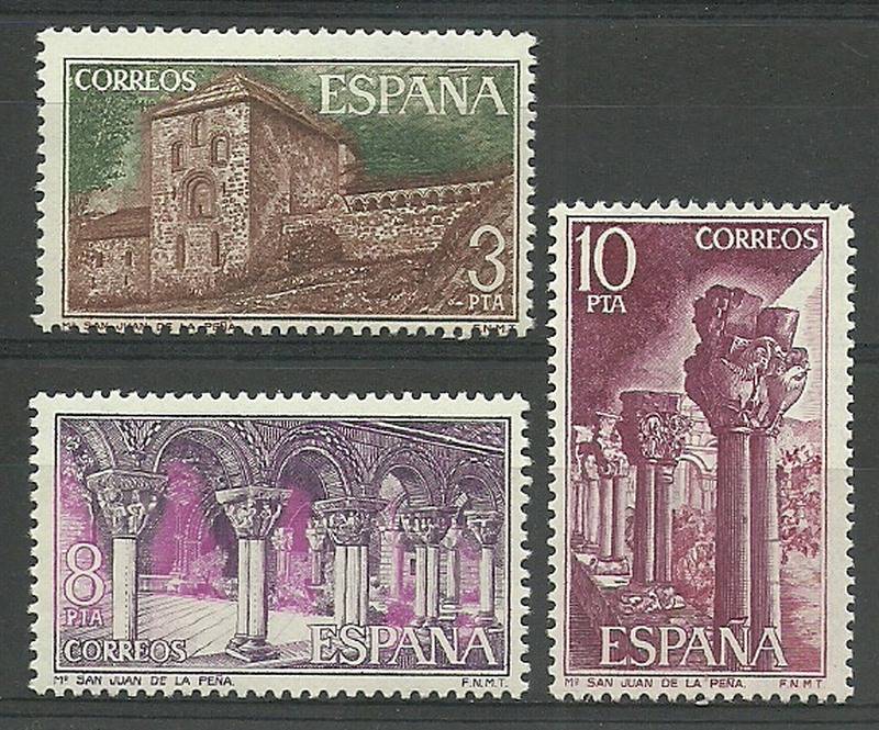 1975 Tarihi Binalar, Manastırlar