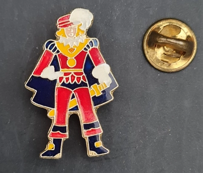 Vintage emaye reklam Prinzenrolle Mondelez Lu Prince bisküvi gadge pin