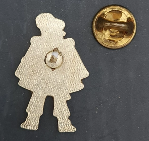 Vintage emaye reklam Prinzenrolle Mondelez Lu Prince bisküvi gadge pin