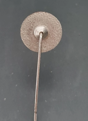 LZTK Yazılı Dişli Çerçeveli Metal Rozet