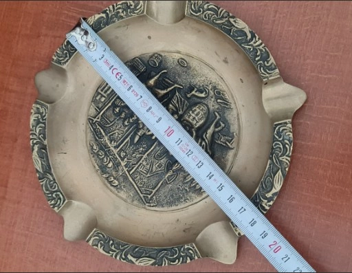 Kabartmalı Vintage Küllük, Meyhane Sahnesi, Avrupa Tasarımı