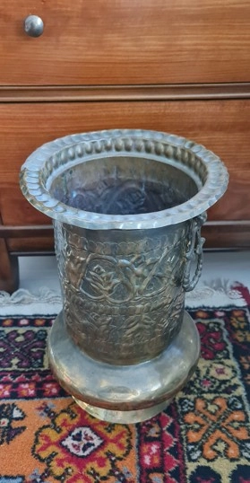BAKIR EL YAPIM KABARTMA ROLYEF ÇİÇEK DESENLİ ÇİFT KULPLU ŞEMSİYELİK