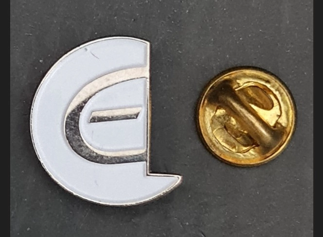 Stilize “e” Logolu Metal Rozet – Kodlu (01 432 99 08)