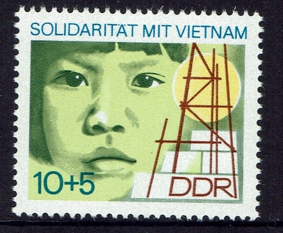 ALMANYA DDR 1973 SOUDARITAT MIT VIETNAM 