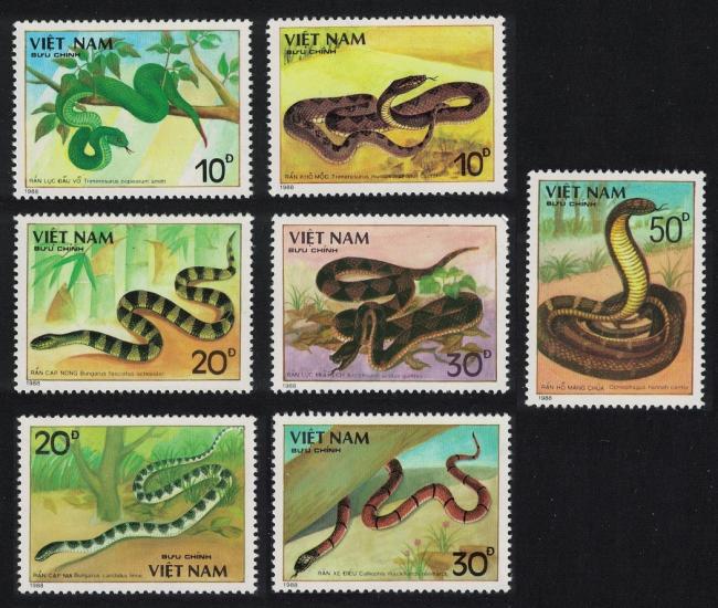VİETNAM 1988 YILANLAR