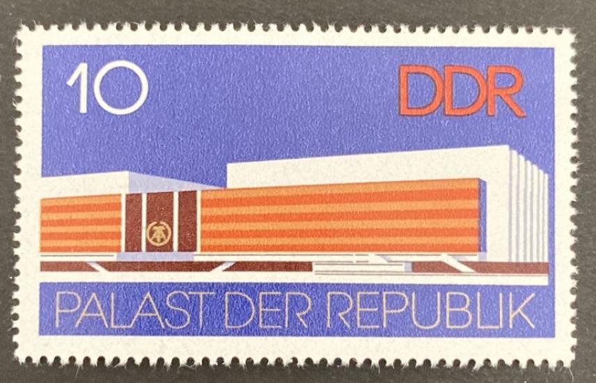ALMANYA DDR 1976 CUMHURİYET SARAYININ AÇILMASI BERLİN