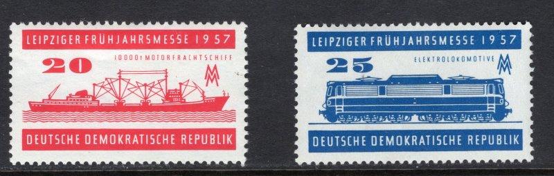 ALMANYA DDR 1957 LEİPZİGER FUARI - TREN - GEMİ 