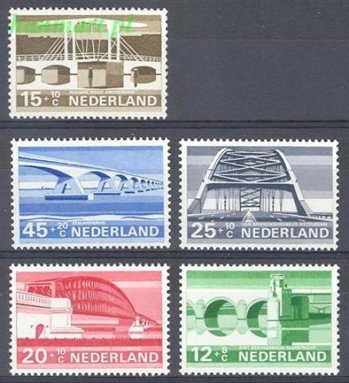HOLLANDA 1968 KÖPRÜLER, YARDIM PULLARI