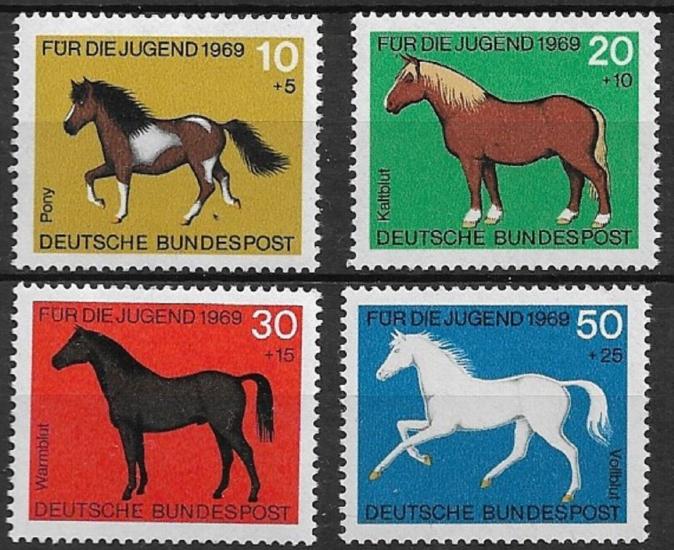 BERLİN ALMANYA 1969 ATLAR PUL MNH SERİ 