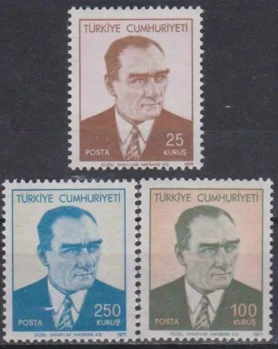 TÜRKİYE 1971 ATATÜRK SÜREKLİ SERİ PULLARI MNH