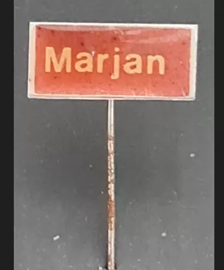 BETI – “Marjan” Etiketli Metal Rozet