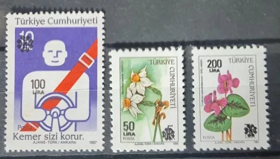  1990 SÜRŞARJLI SÜREKLİ POSTA PULLARI KIR ÇİÇEKLERİ TRAFİK ÜÇLÜ TAM SERİ MNH