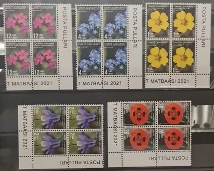 2021 KIR ÇİÇEKLERİ 2 KONULU RESMİ POSTA PULLARI 4’LÜ KÖŞE BLOK MNH