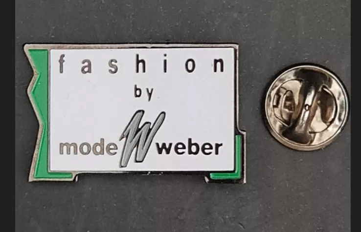 “Fashion by mode W weber” rozeti